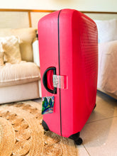 Load image into Gallery viewer, Peaceful Time Luggage Art Tag
