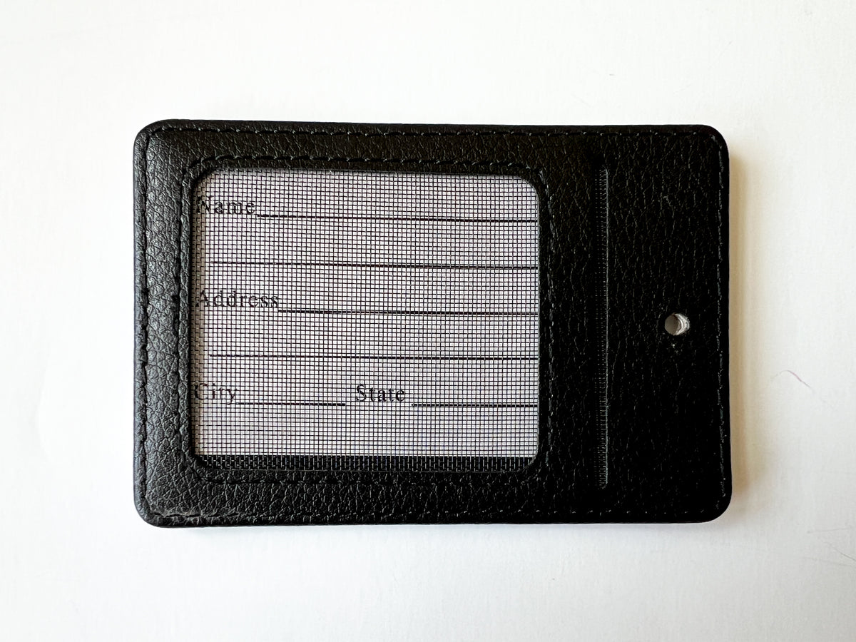The Kiss Luggage Art Tag